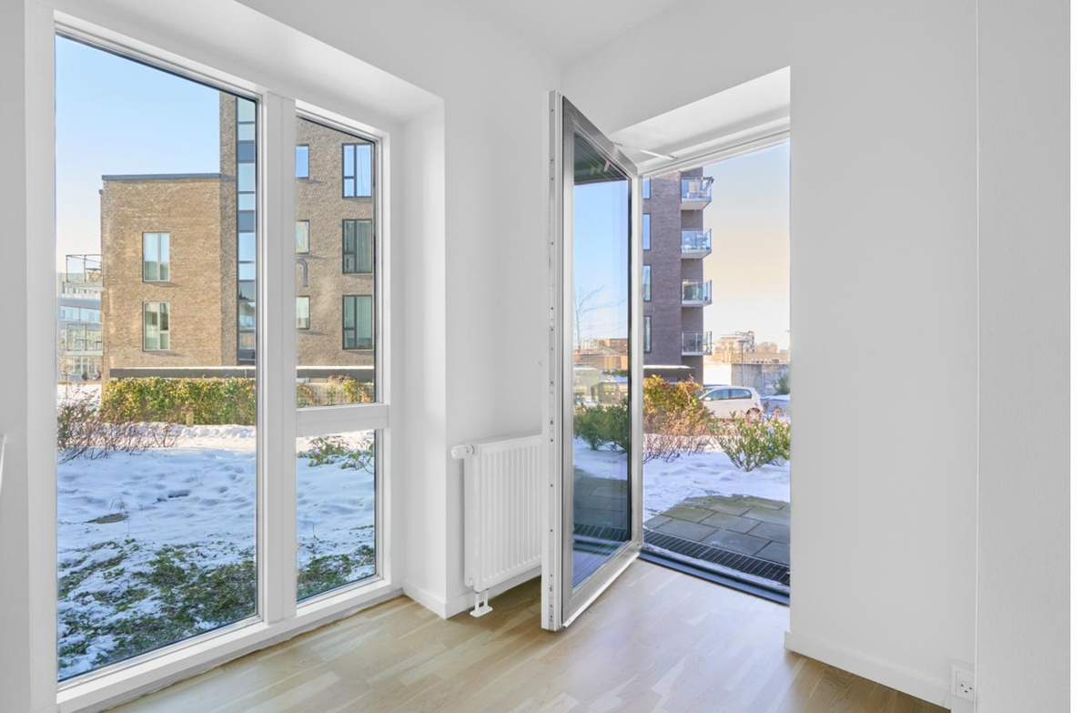 Seebladsgade 11, stuen, 1 - lys stue med terrasse og egetræsgulv